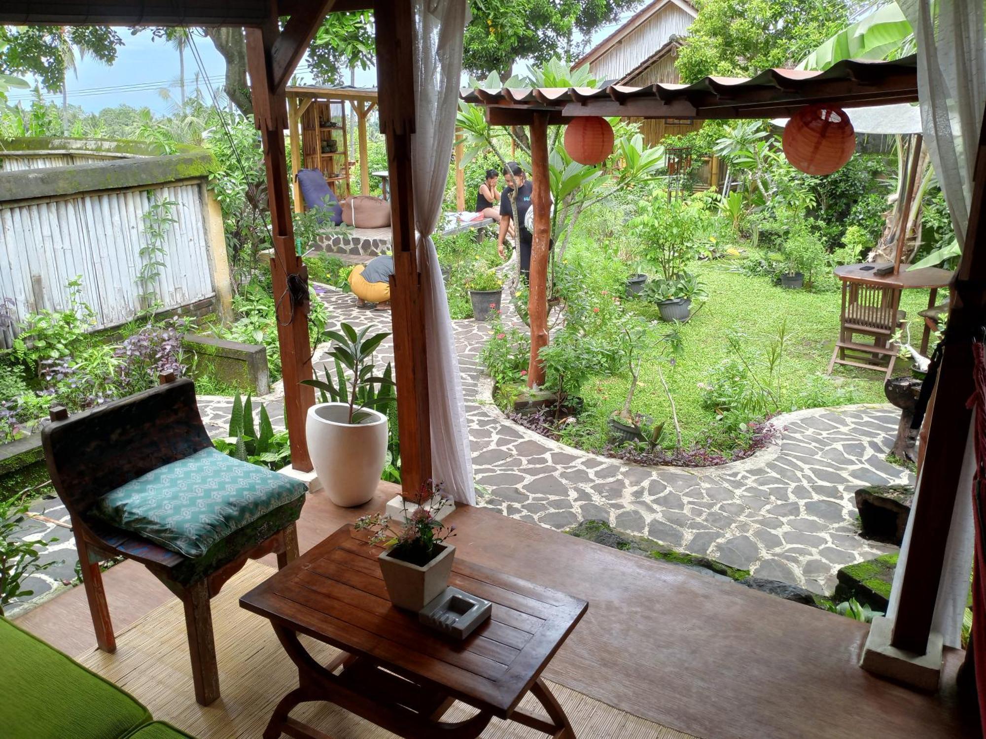 Lafyu Bali Hotel Singaraja  Ngoại thất bức ảnh