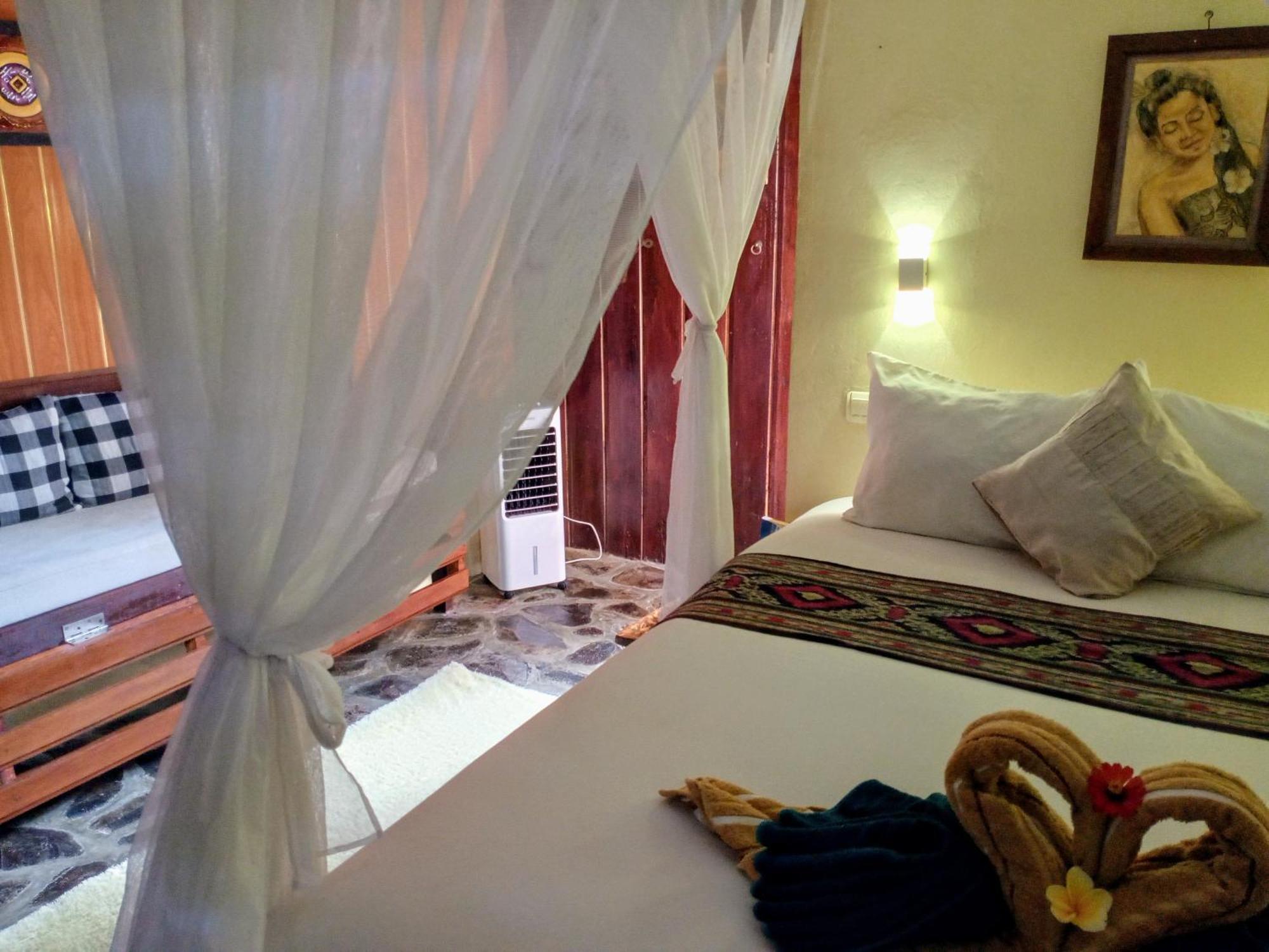 Lafyu Bali Hotel Singaraja  Ngoại thất bức ảnh